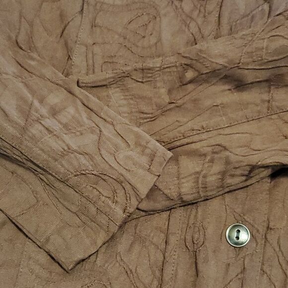 Mirror image brown long sleeve button down… - Picture 7 of 11